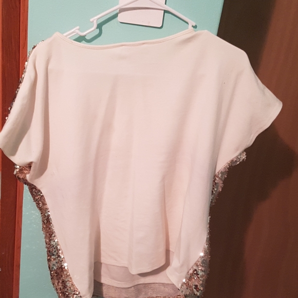 Blouses - Picture 2 of 2